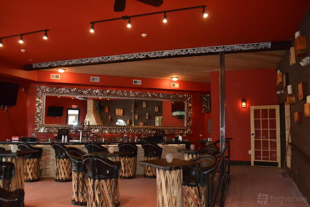 Bar Area - Coyote Crossing - Event Venue Rental - Tagvenue.com