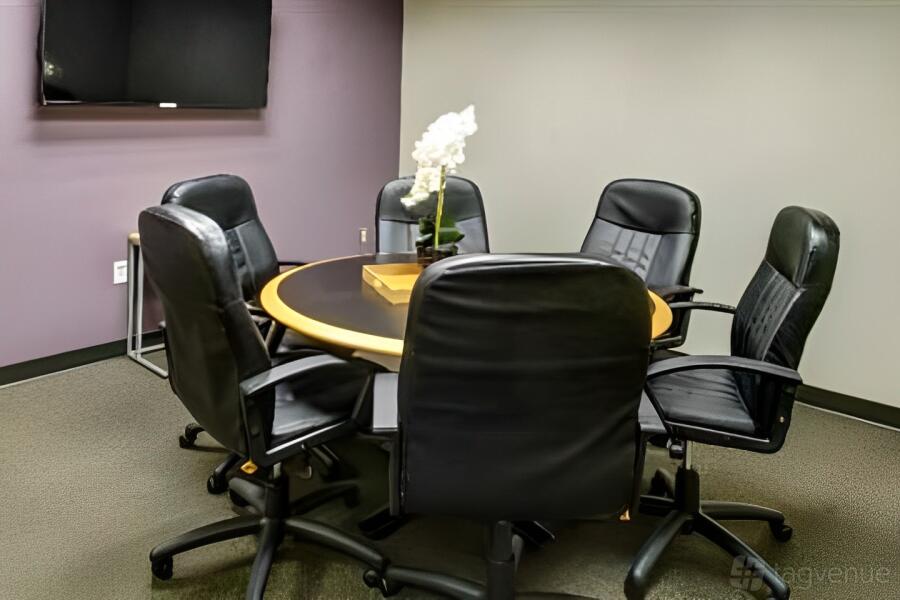 The Oak Meeting Room at