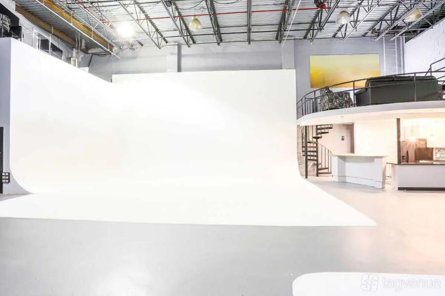 718 Studios 718 Studios