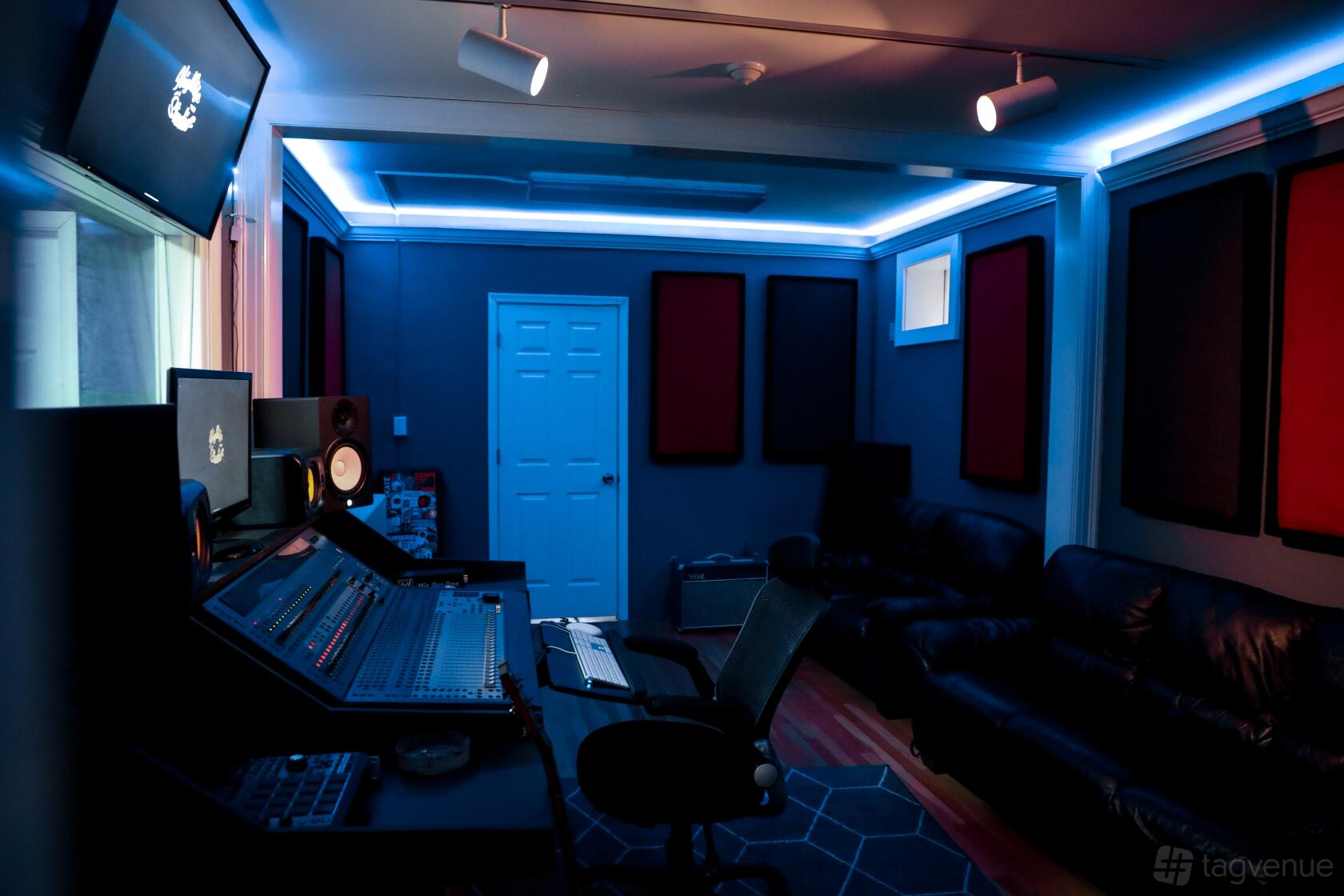 Redording Room Recording Studio - HighLife Studios DC - Event Venue Rental - Tagvenue.com