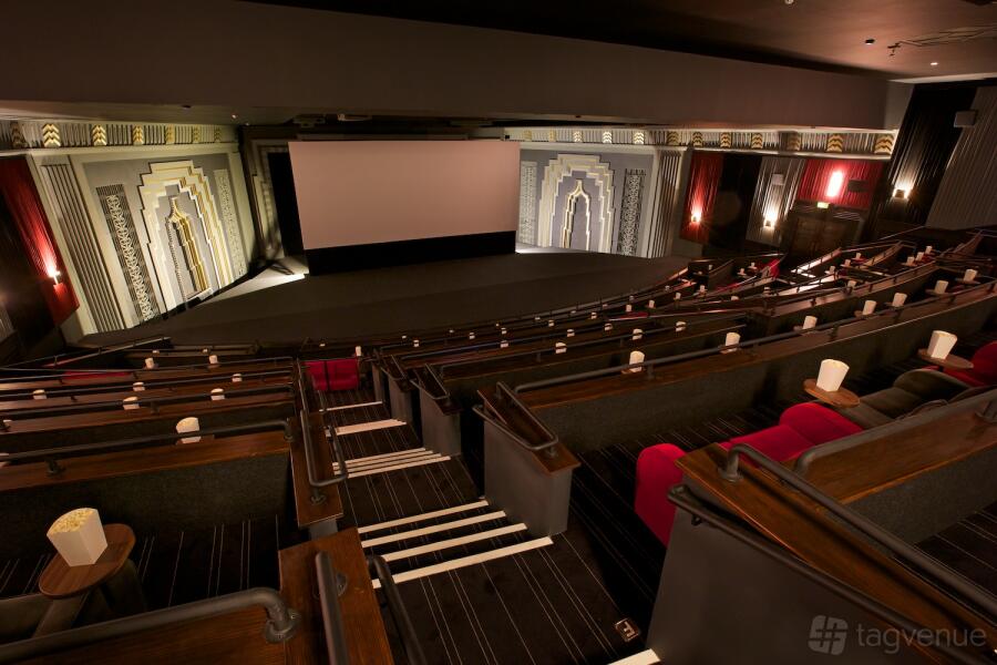 Screen 1 at