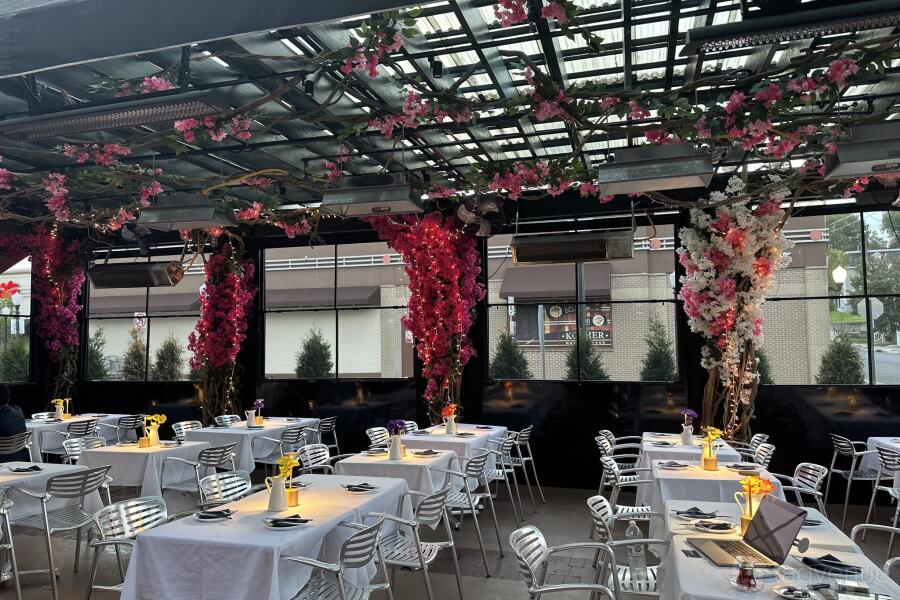 Outdoor Area Outdoor Area