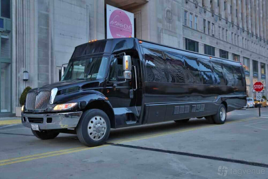 ChiTown Party Bus ChiTown Party Bus