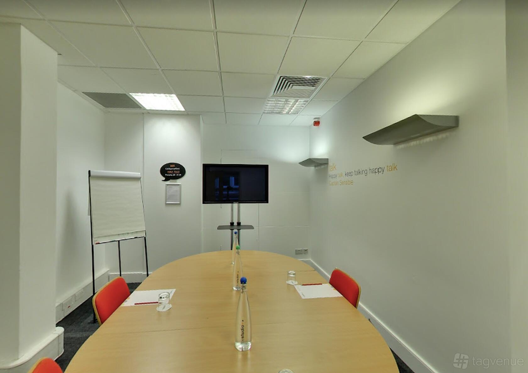 Talk - The Studio Birmingham - Event Venue Hire - Tagvenue.com