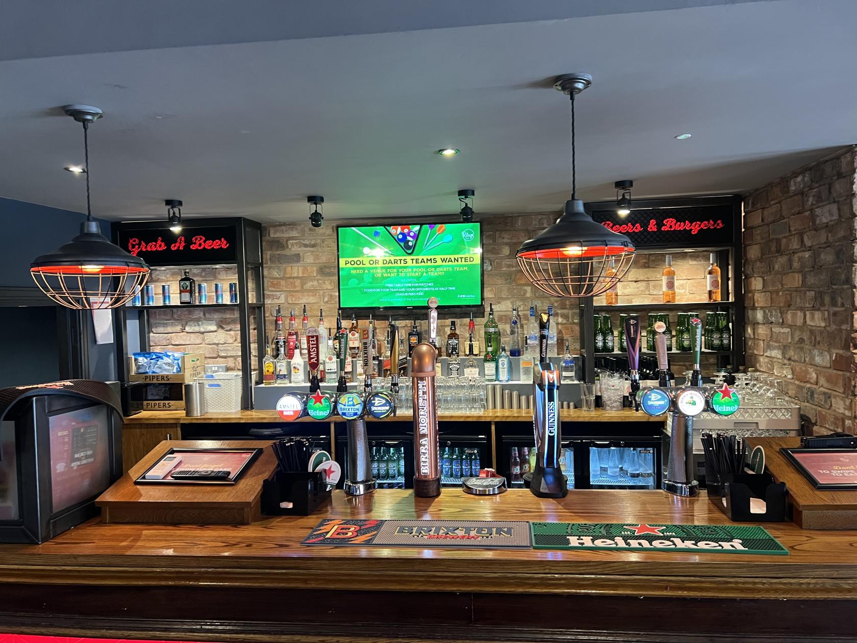 Riley's Sports Bar - Victoria Venue Hire in London | Photos & Prices