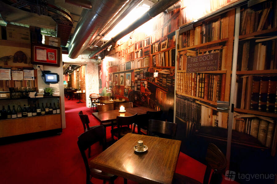 Liberace Room at