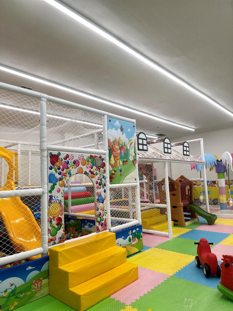 Little Rascals Clubhouse Venue Rental in Glendale, CA | Photos & Prices