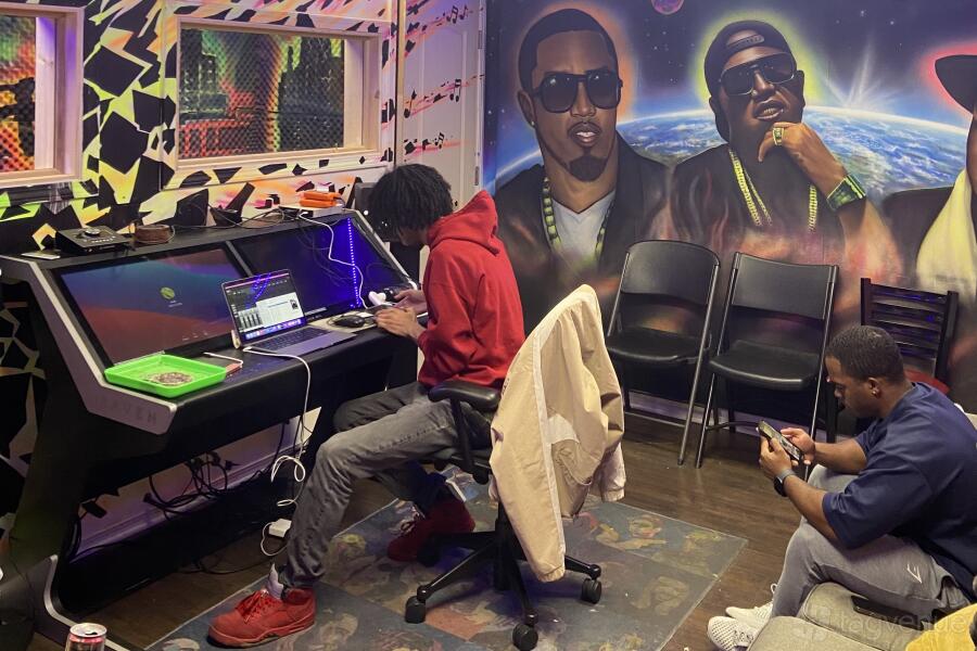 Entire Studio Entire Studio