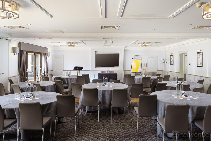 Cathedral Suite at