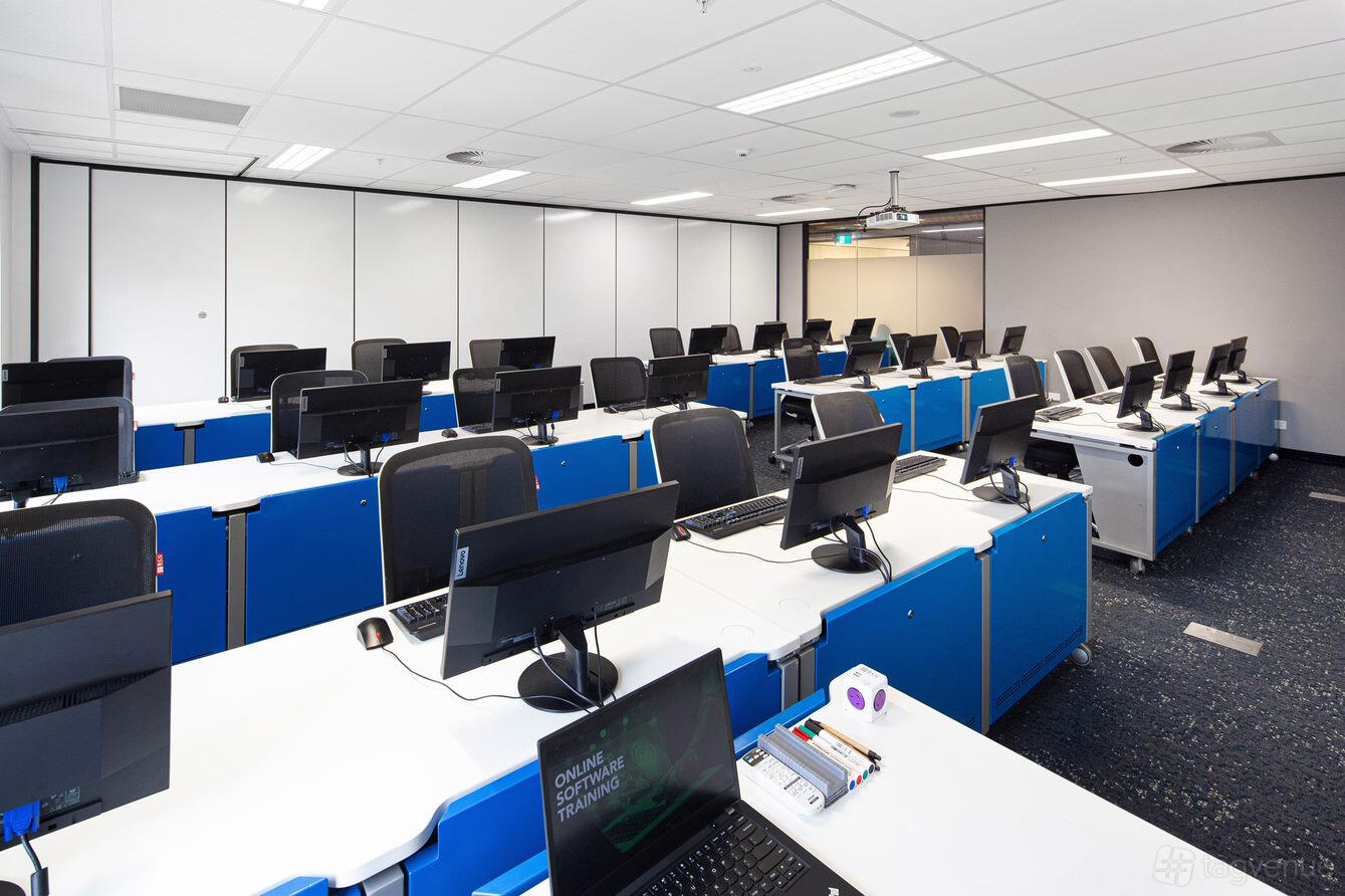 Pcl Computer Room Computer Rooms - Cliftons Brisbane - Event Venue Hire - Tagvenue.com