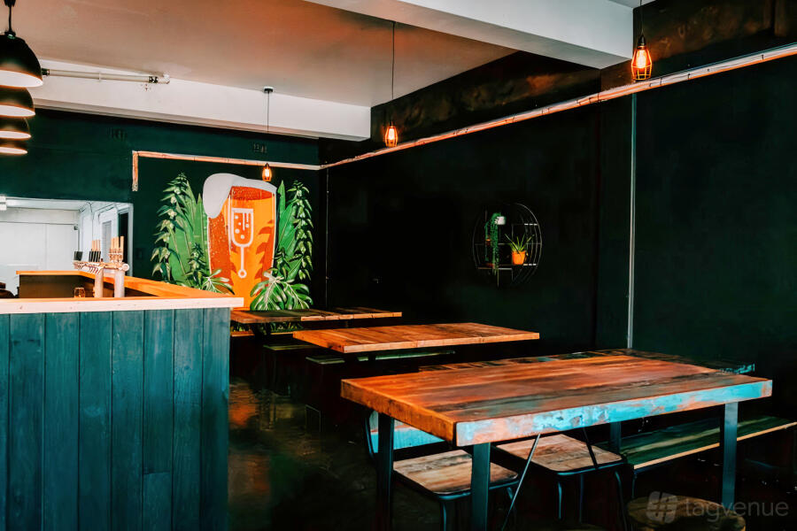 Main Bar Main Bar